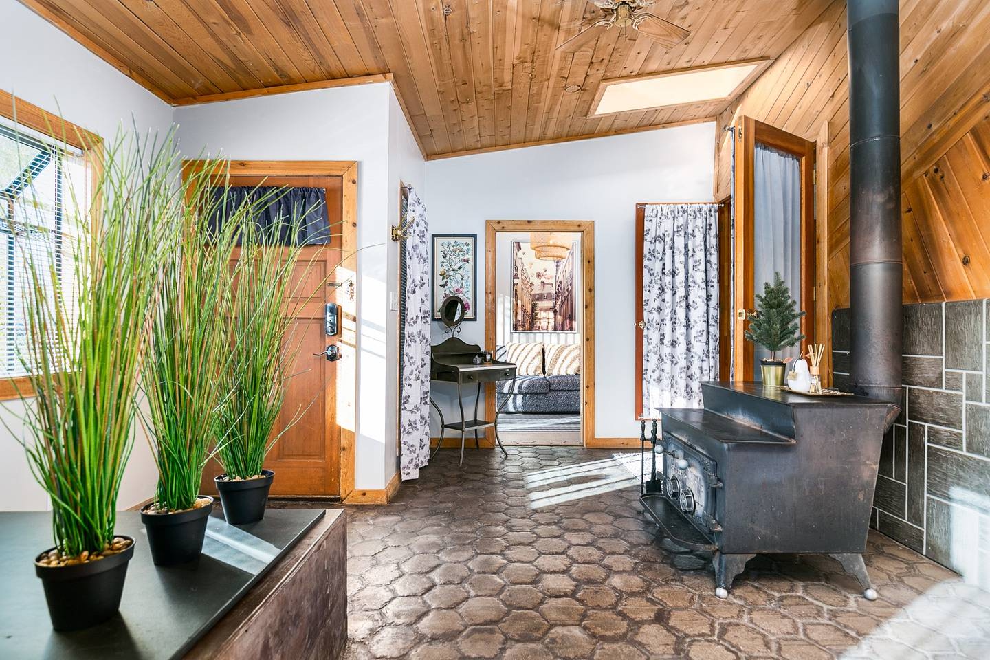 Urban Cabin Downtown