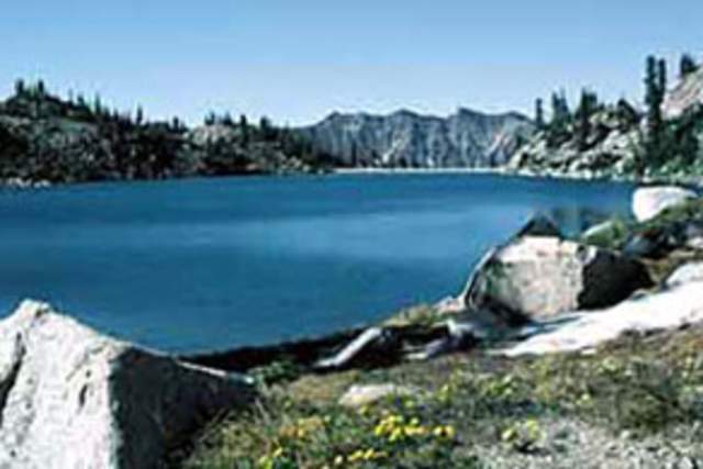 White Pine Overlook & Lake